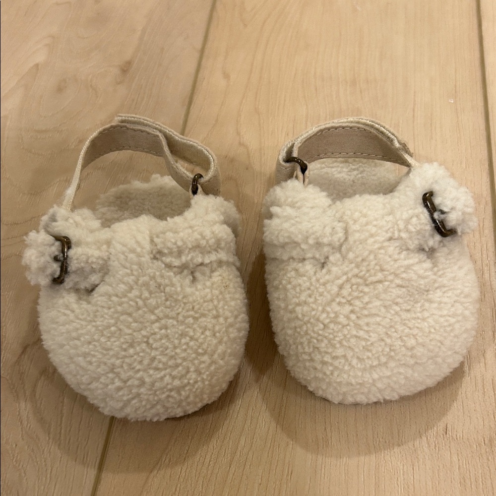 Bay Gap - Cozy Cream Sherpa Clog - Soft Faux Shearling - 6-12M